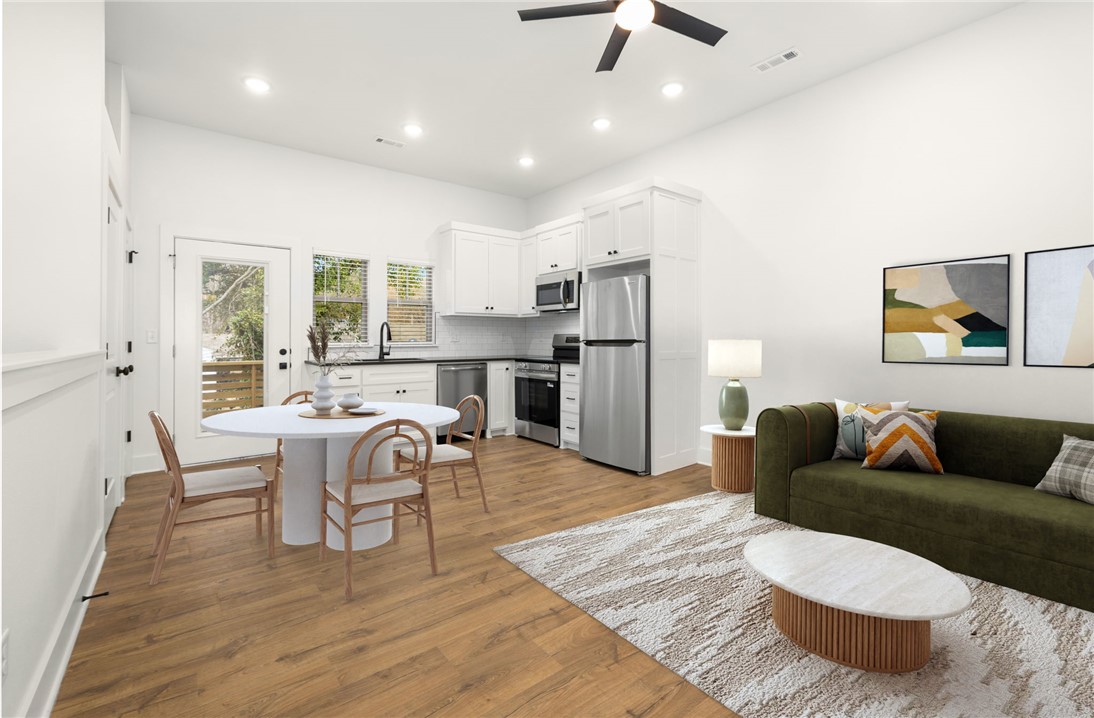 Mlk Twnhms Llc - Residential