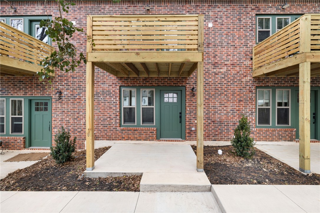 Mlk Twnhms Llc - Residential