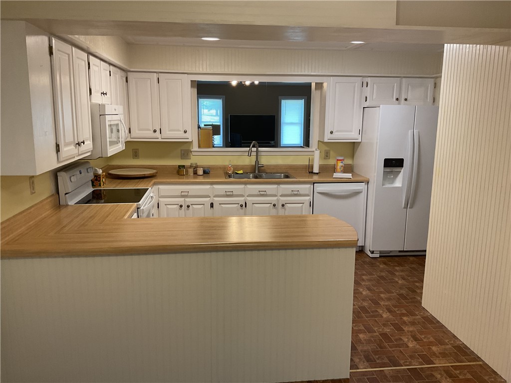 White Oak St Condo - Residential