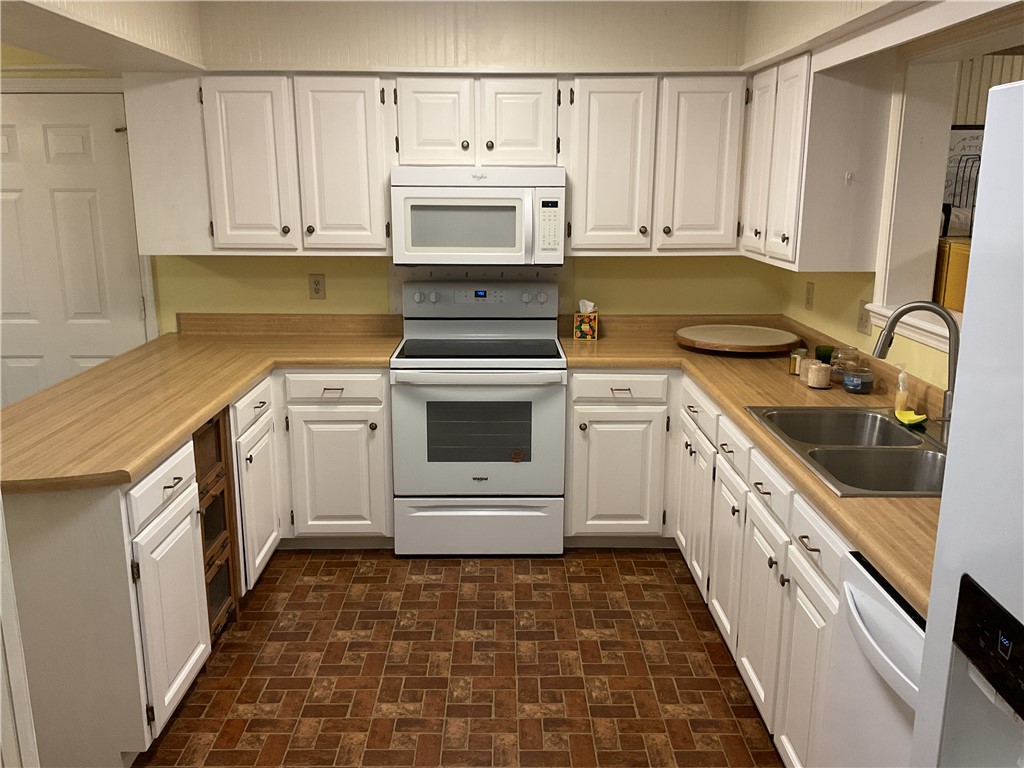 White Oak St Condo - Residential