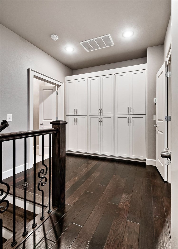 Enclave - Residential