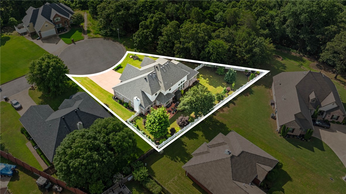 Eagle Crest 1 - Residential