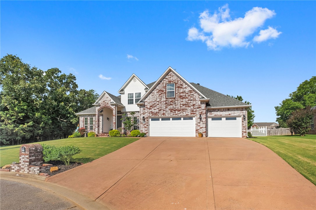 Eagle Crest 1 - Residential