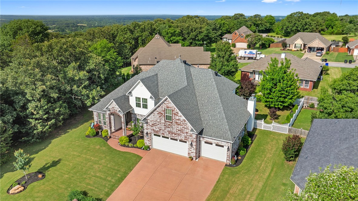 Eagle Crest 1 - Residential