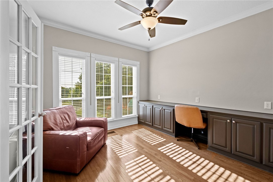 Eagle Crest 1 - Residential
