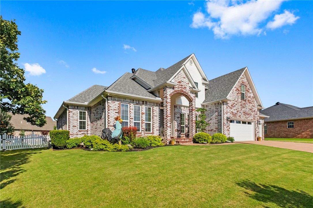 Eagle Crest 1 - Residential