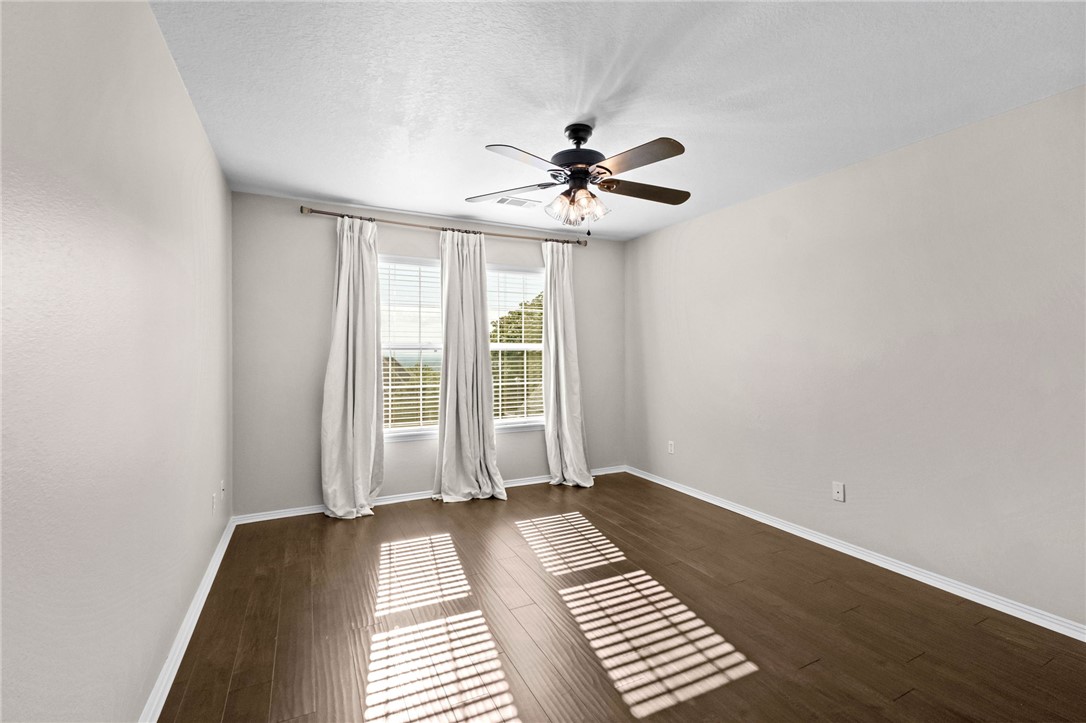 Eagle Crest 1 - Residential