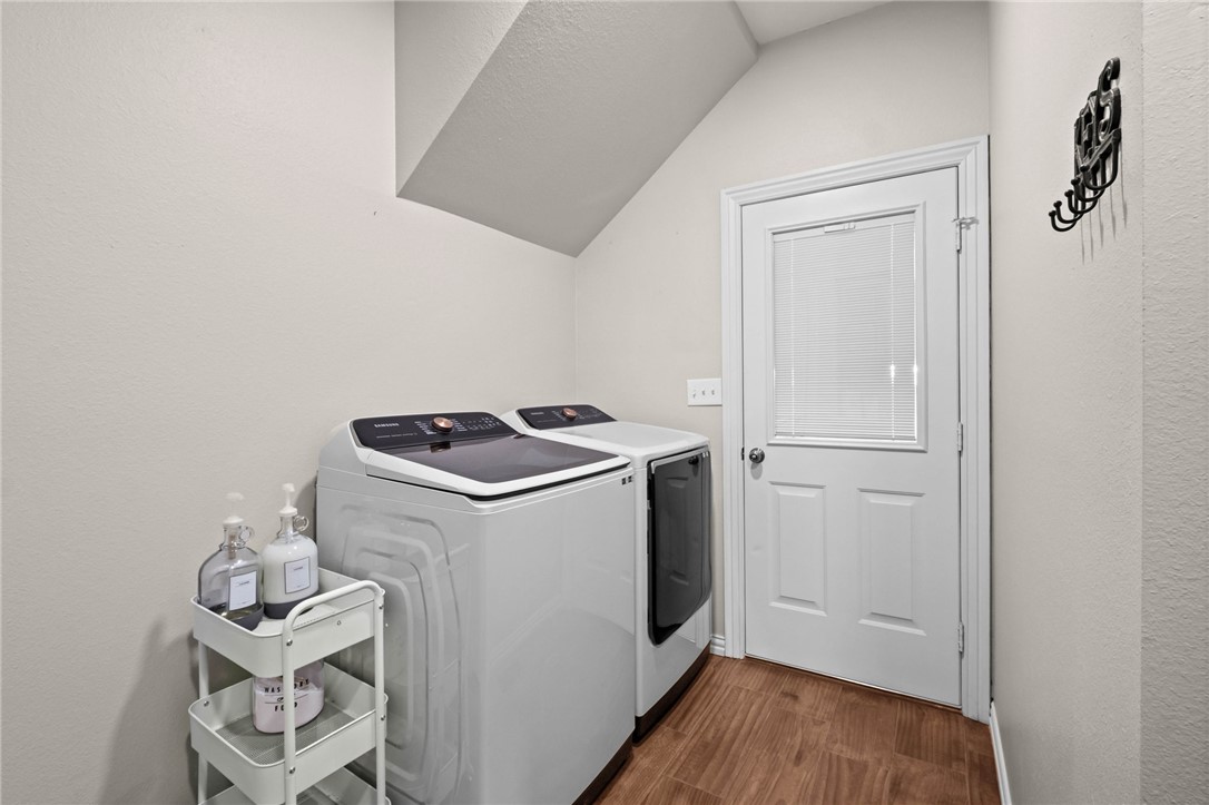 Eagle Crest 1 - Residential