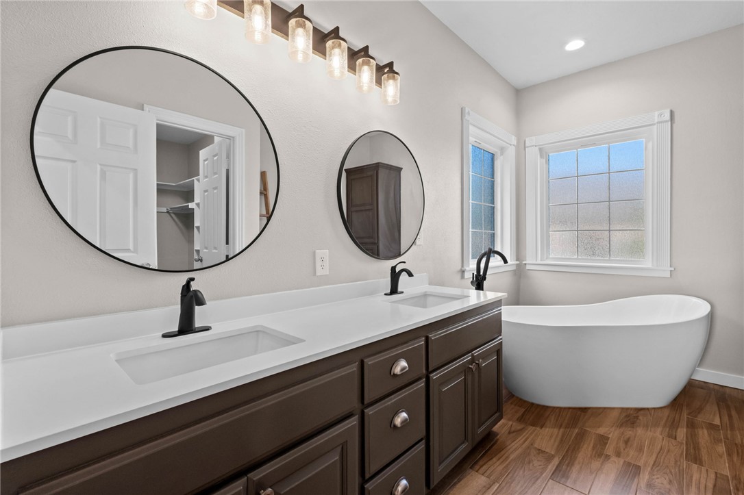 Eagle Crest 1 - Residential