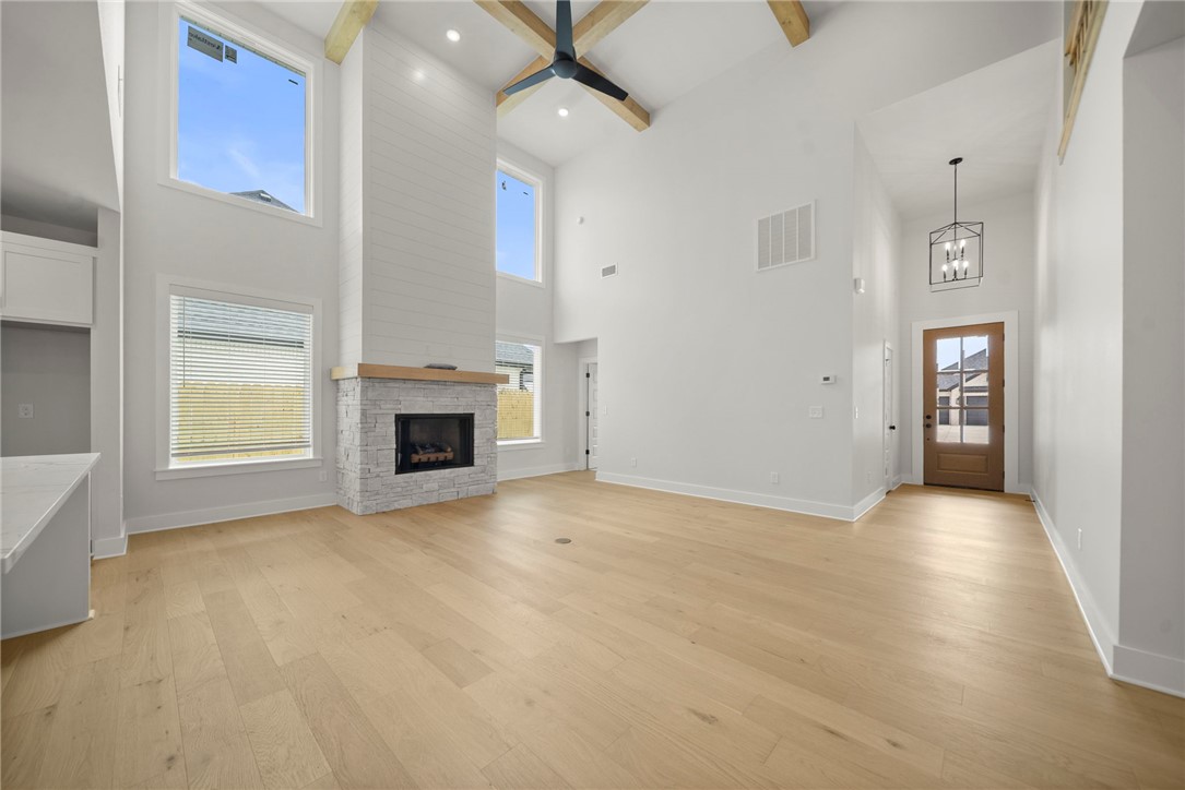 DIAMOND ESTATES PH V-CENTERTON - Residential