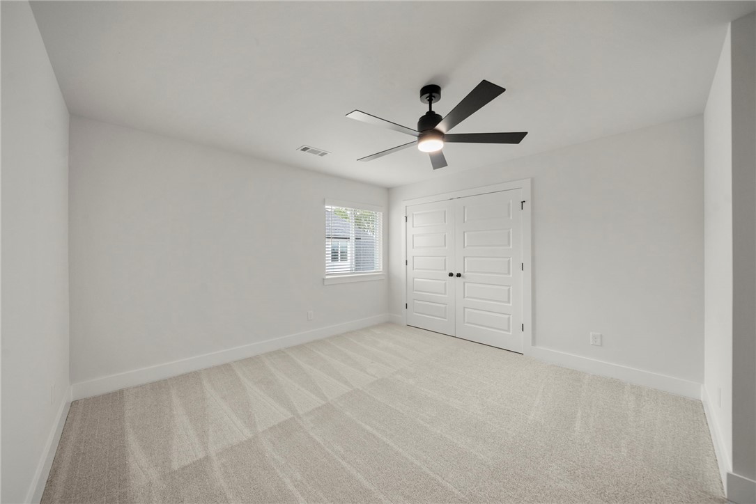 DIAMOND ESTATES PH V-CENTERTON - Residential