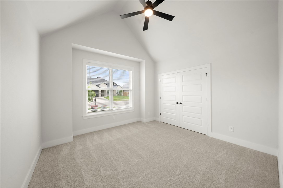 DIAMOND ESTATES PH V-CENTERTON - Residential