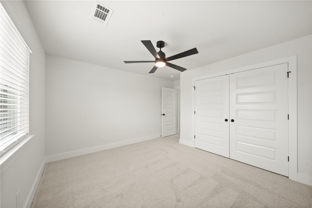 DIAMOND ESTATES PH V-CENTERTON - Residential