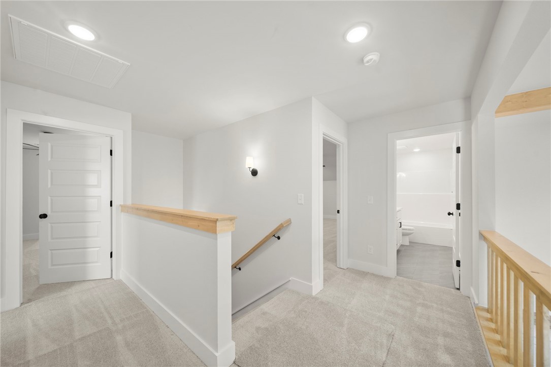 DIAMOND ESTATES PH V-CENTERTON - Residential