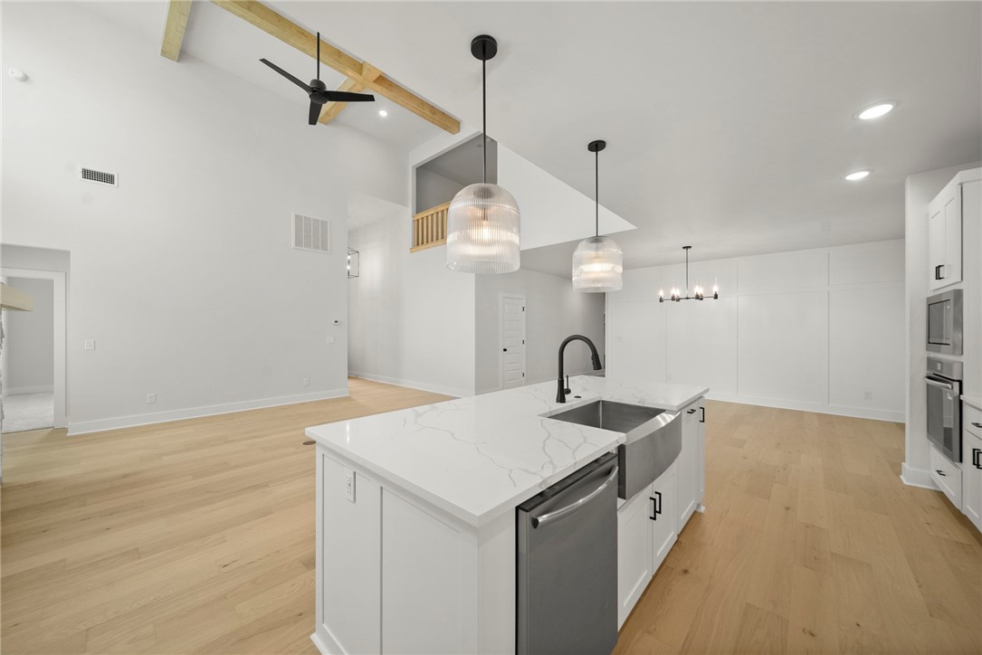 DIAMOND ESTATES PH V-CENTERTON - Residential