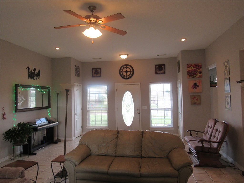 Stonecrest Sub Ph 1 Siloam Spgs - Residential