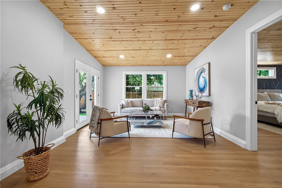 Little Flock - Residential