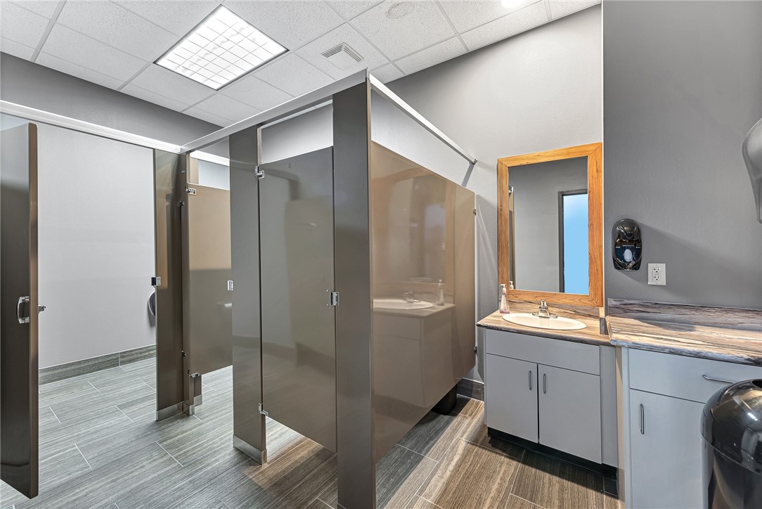 Southern Hills Business Park Add-Rogers - Commercial Lease