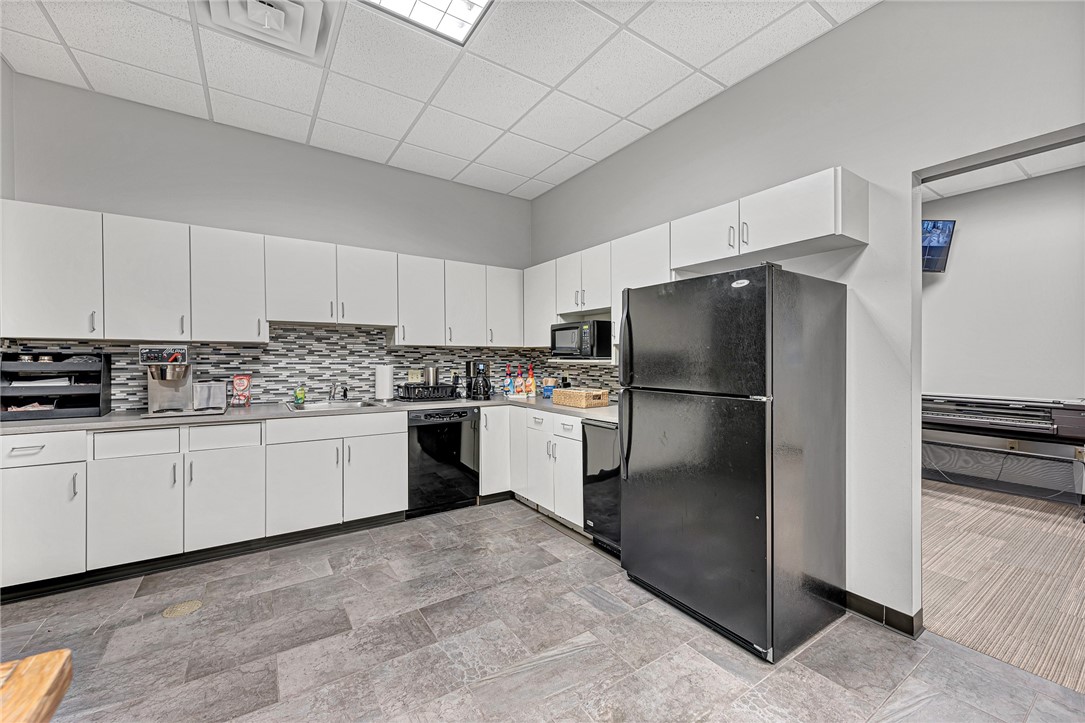 Southern Hills Business Park Add-Rogers - Commercial Lease