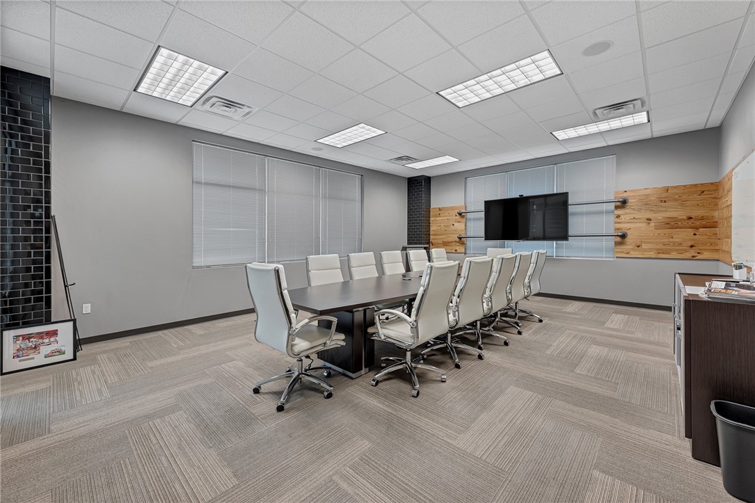 Southern Hills Business Park Add-Rogers - Commercial Lease