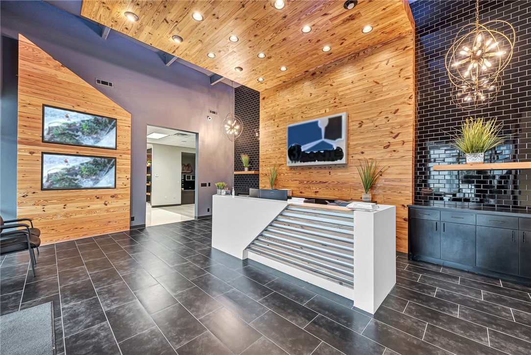 Southern Hills Business Park Add-Rogers - Commercial Lease