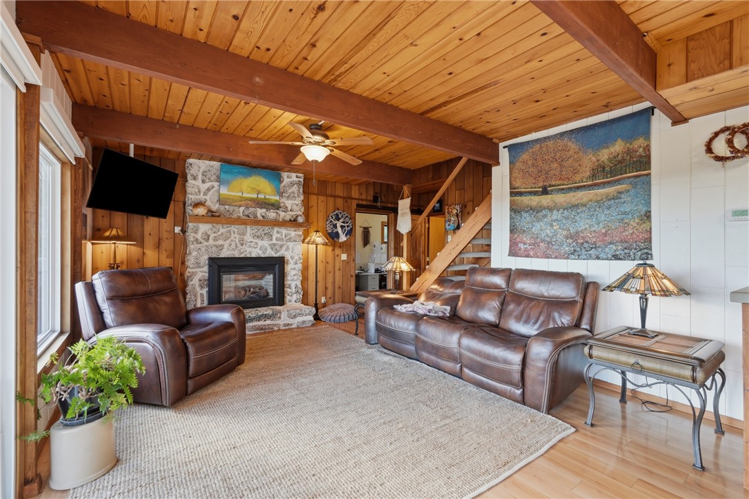 Unit 5 Holiday Island - Residential