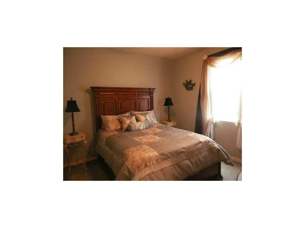 Tanyard Creek Courts Blk 3 Bvv - Residential