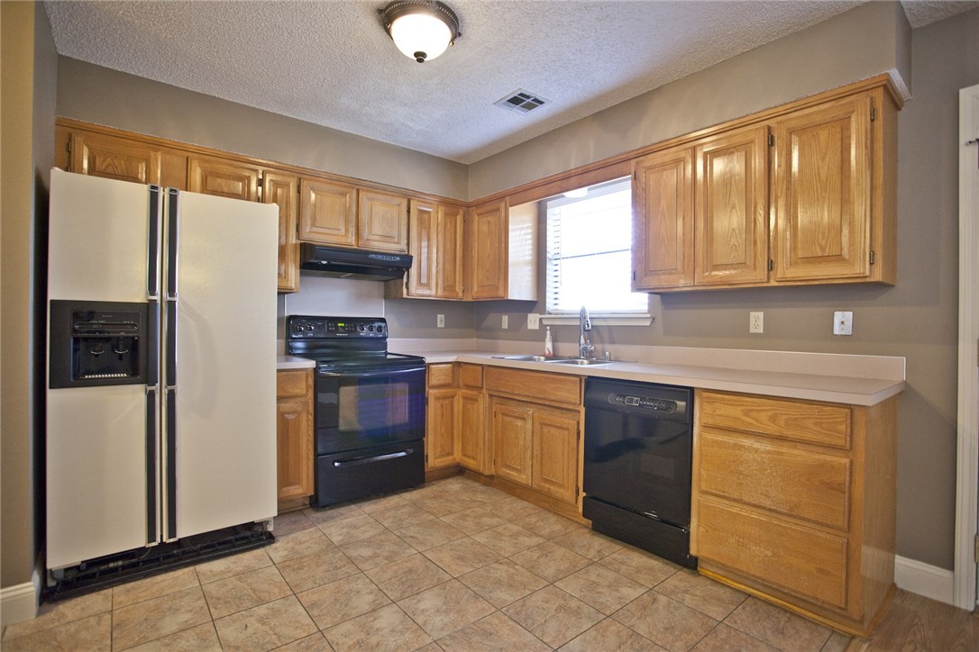 Centennial - Residential Lease