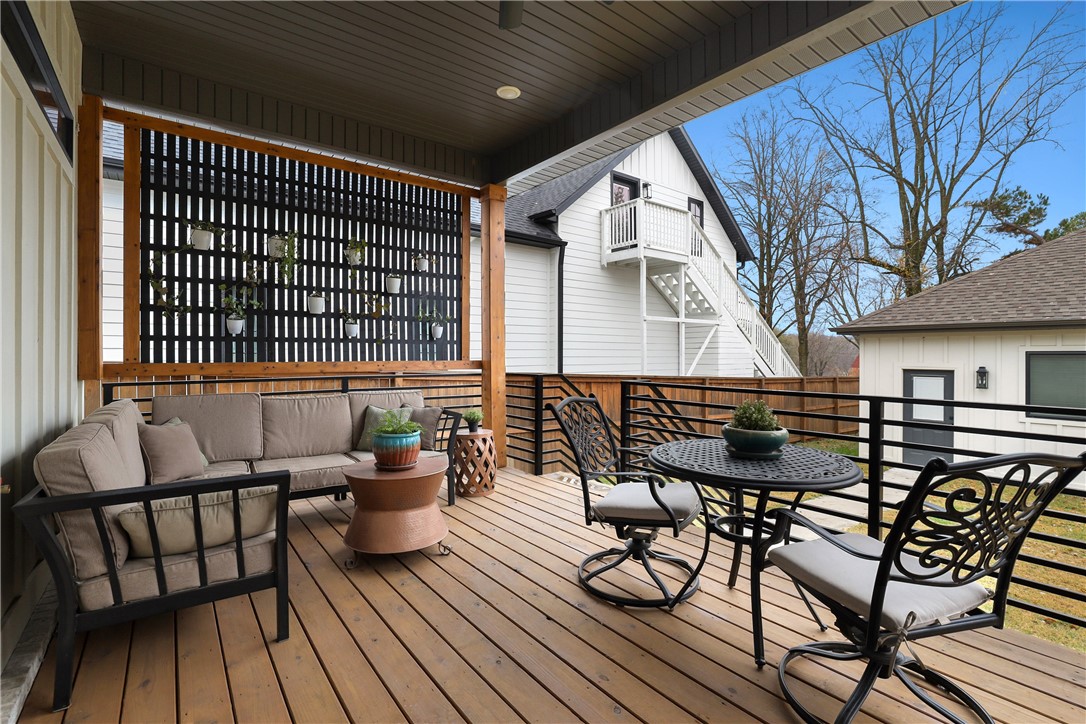 W A Burks Add Bentonville - Residential