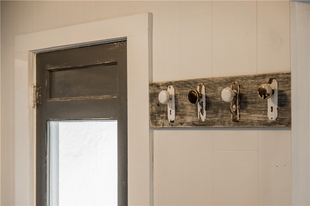 Couchs Add Siloam Spgs - Residential