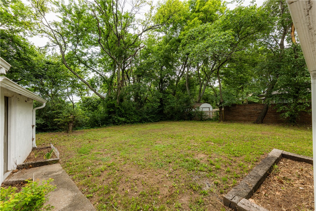 Couchs Add Siloam Spgs - Residential