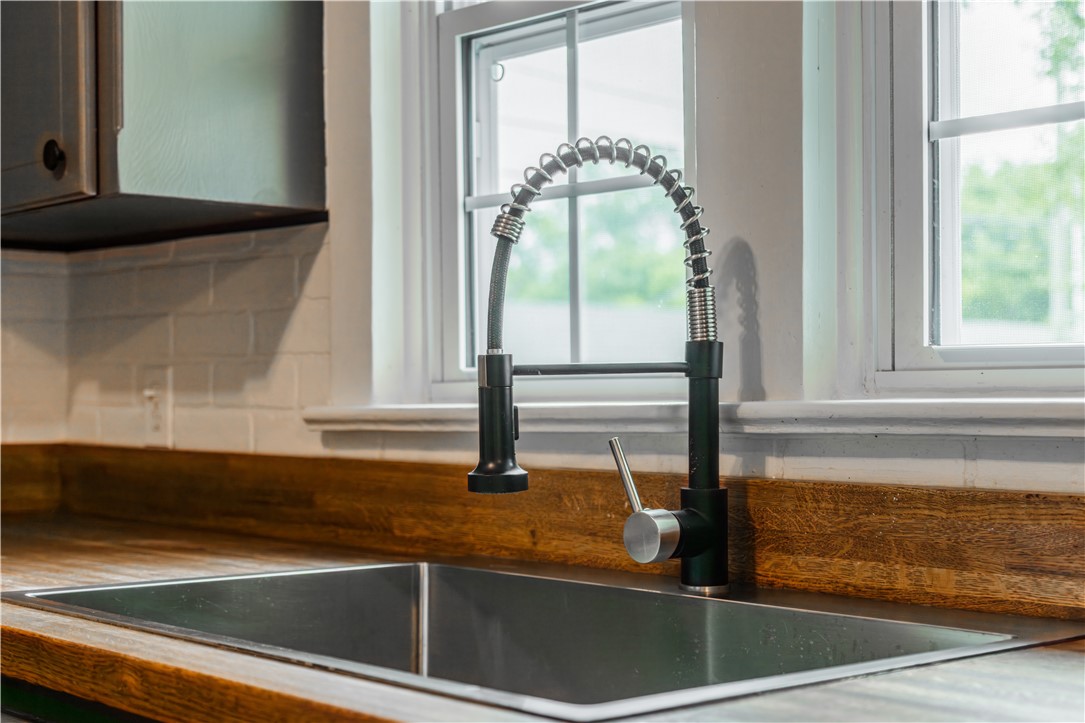 Couchs Add Siloam Spgs - Residential
