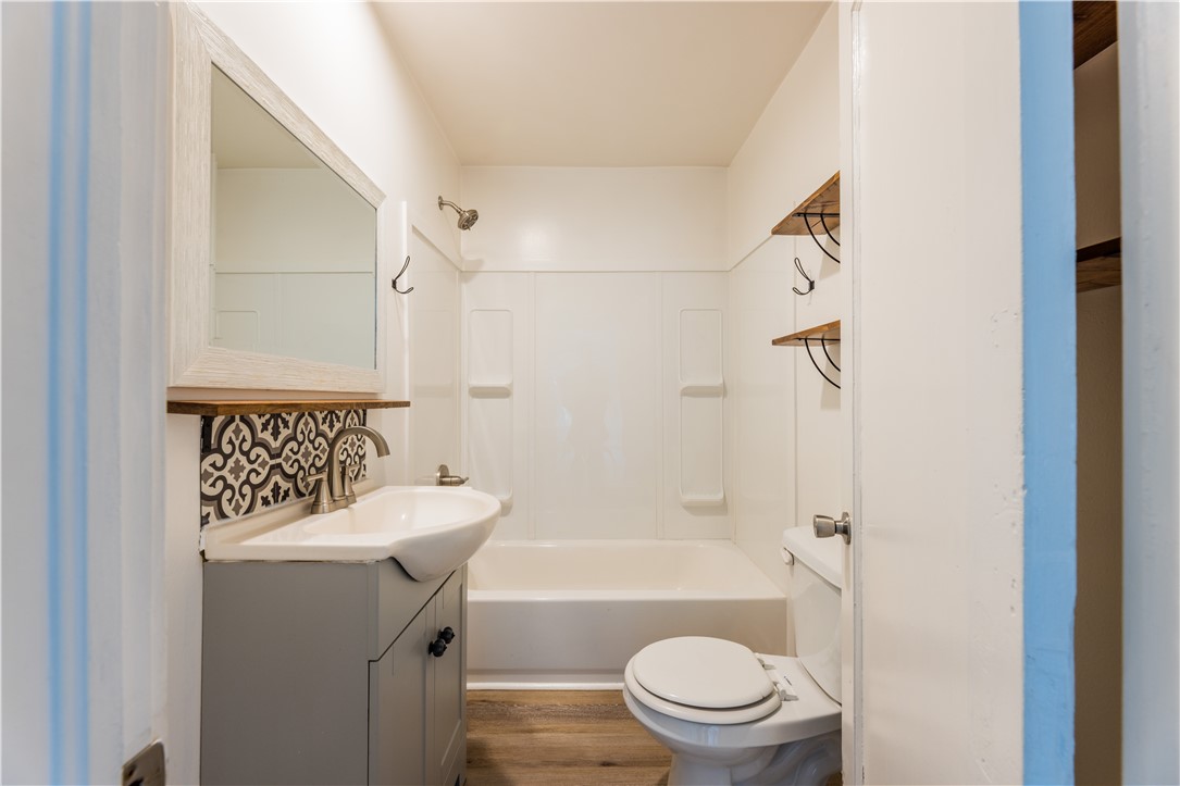 Couchs Add Siloam Spgs - Residential