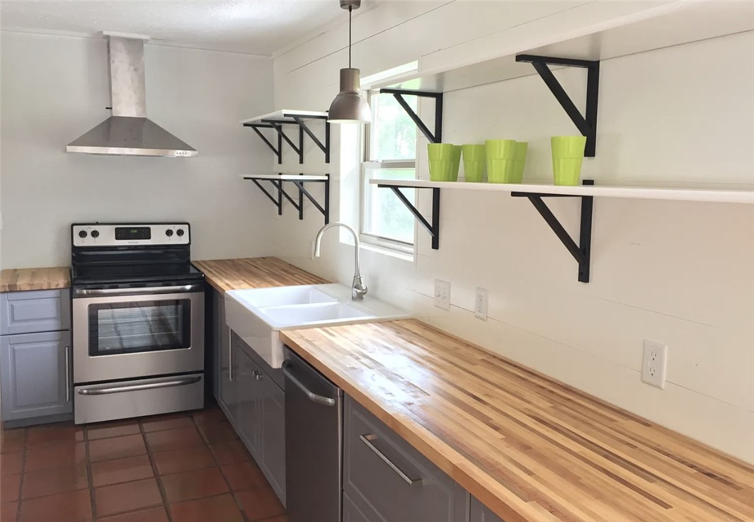Little Flock - Residential Lease