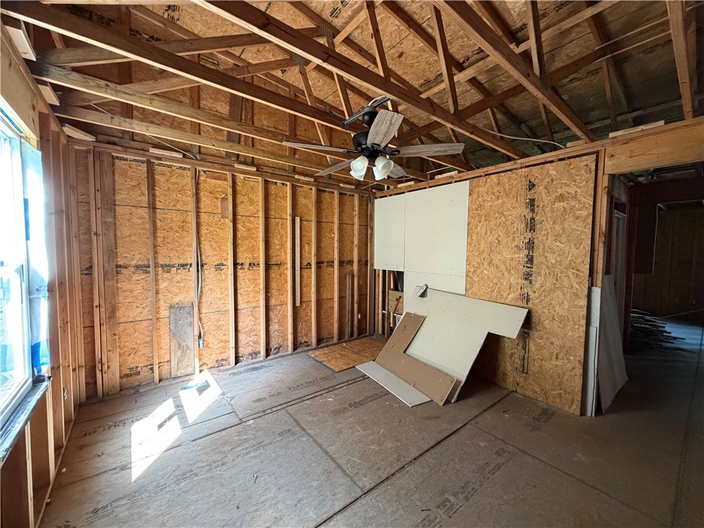 Tudor Sub Bvv - Residential