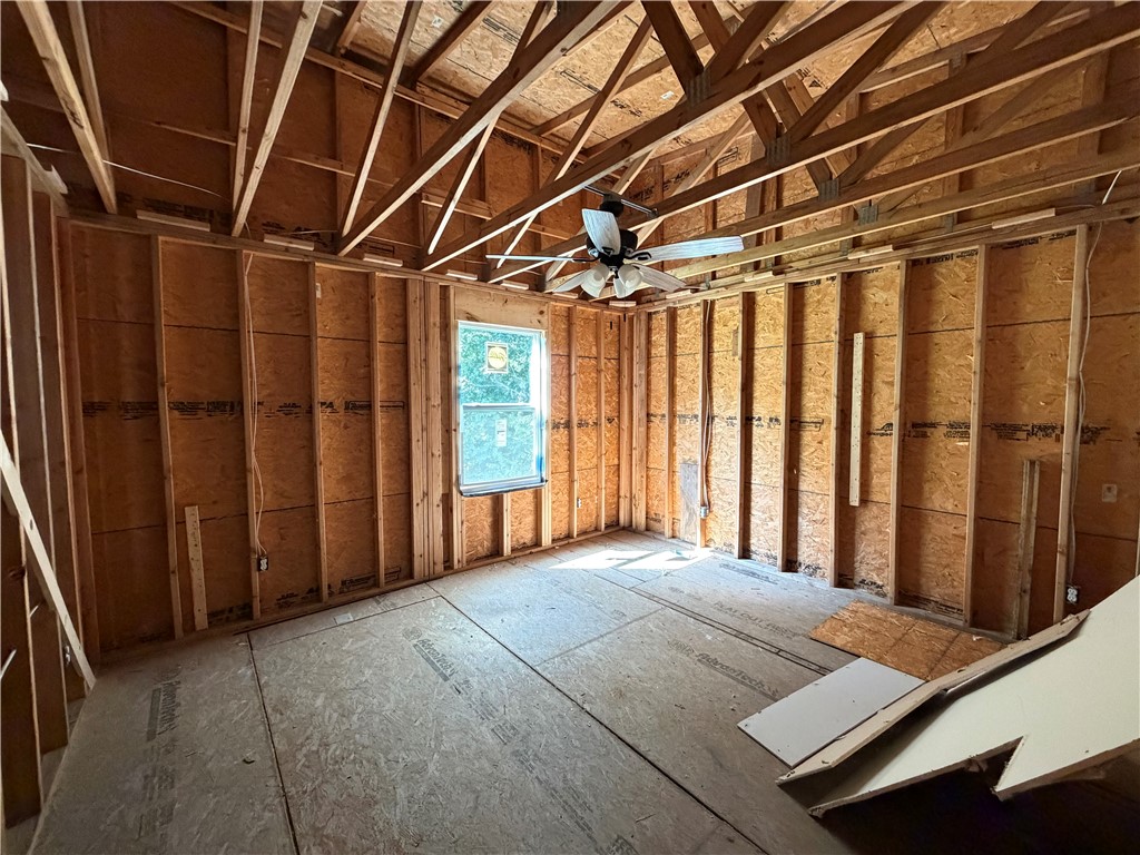 Tudor Sub Bvv - Residential