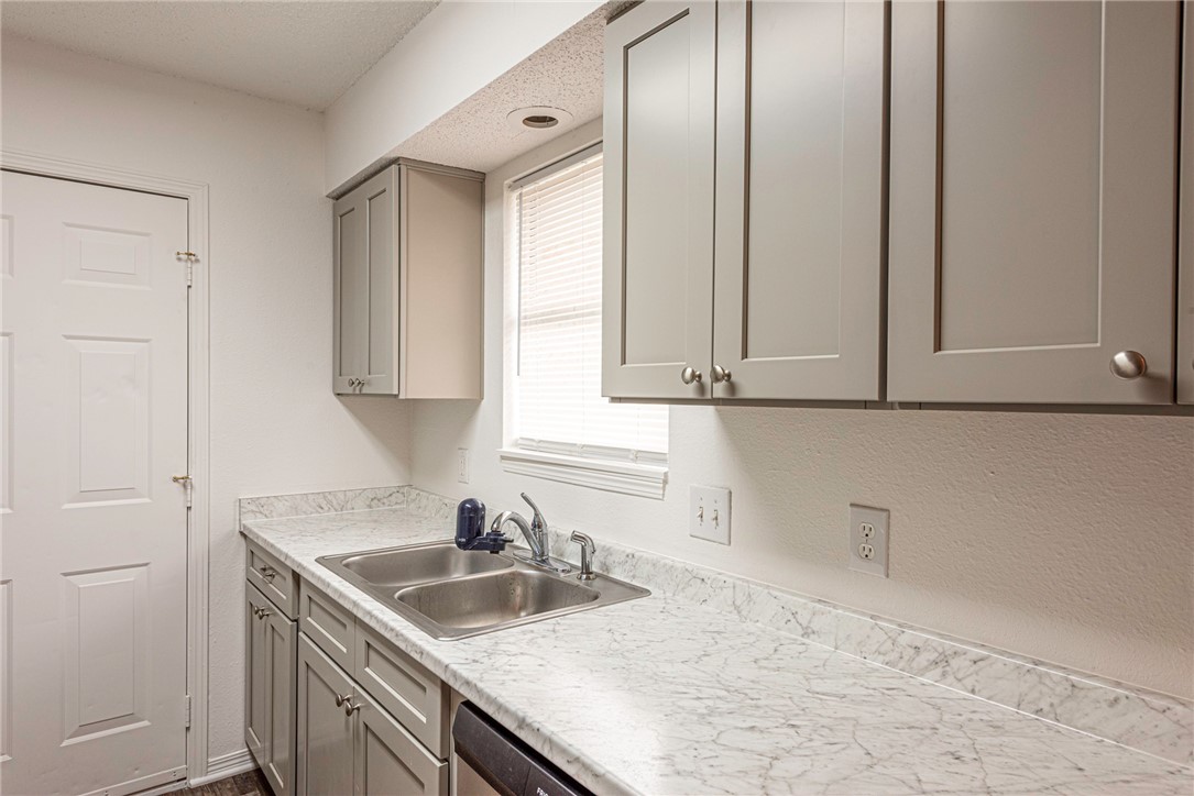 Oak Valley Sub Ph Ii Springdale - Residential Lease
