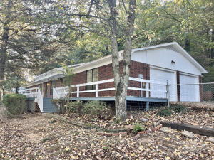 Beautiful ranch listing with 4 bedrooms and two full baths! Located on a quiet road with a great view.  Home features a fireplace, large bedrooms and updated bathrooms and kitchen. Fenced in yard for pets and kids!