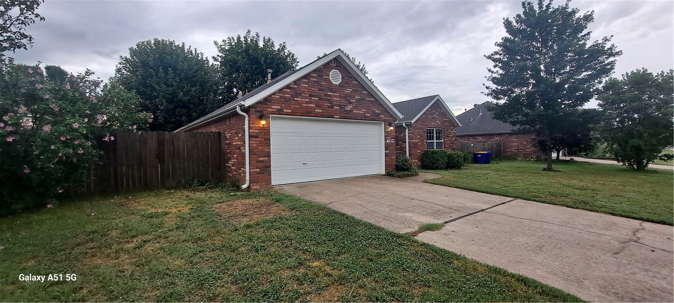 Prairie Meadows - Residential Lease