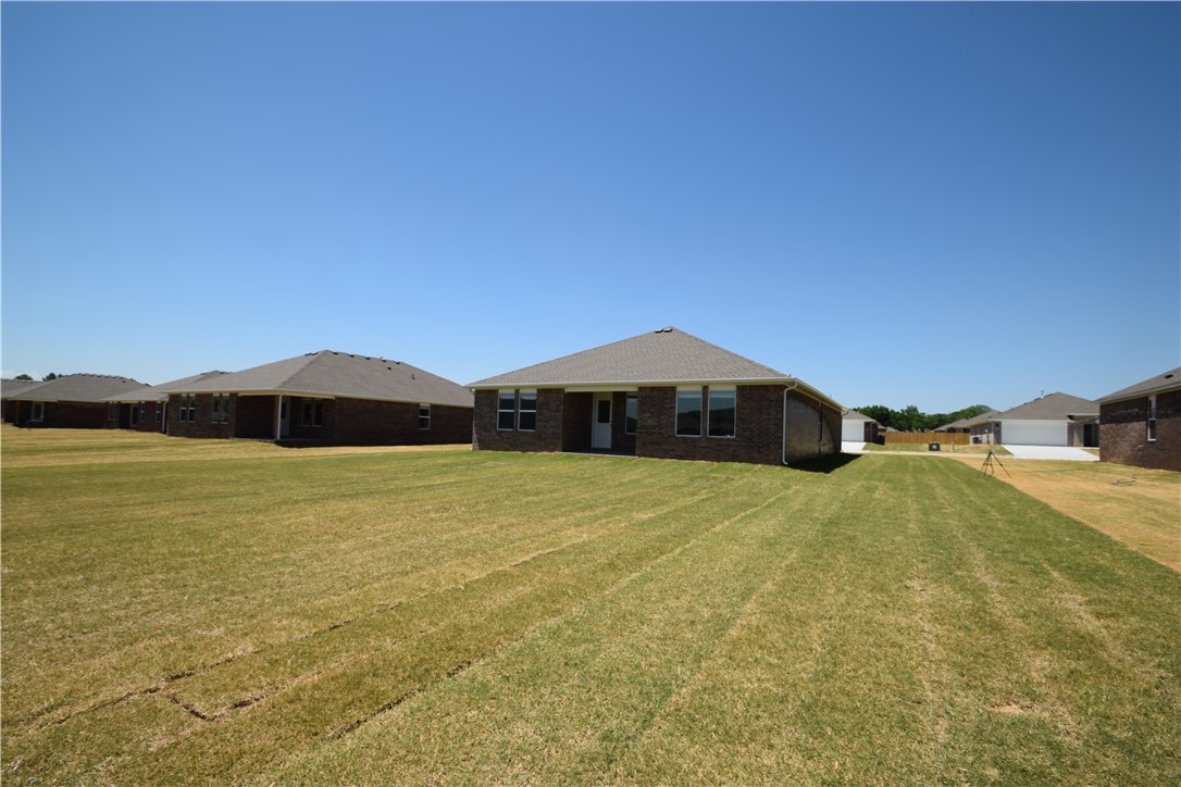 Wagon Wheel Crossing - Residential Lease