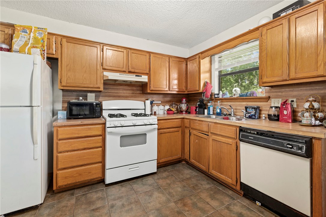 Debbie Add - Residential