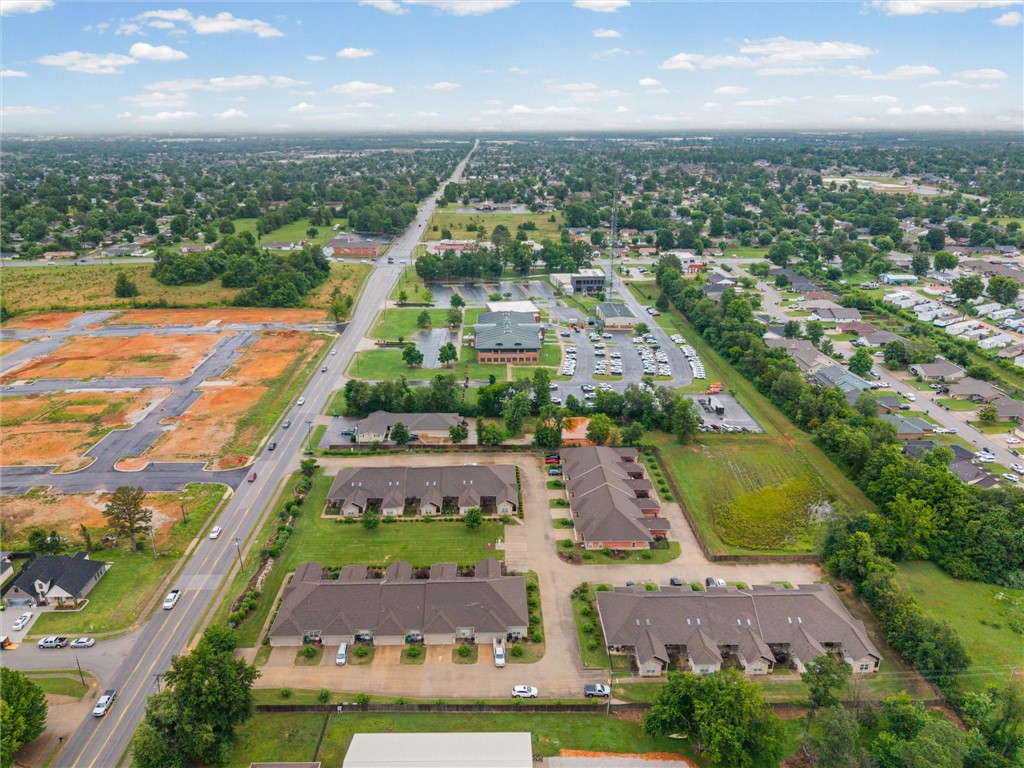 Three Oaks Townhomes - Residential
