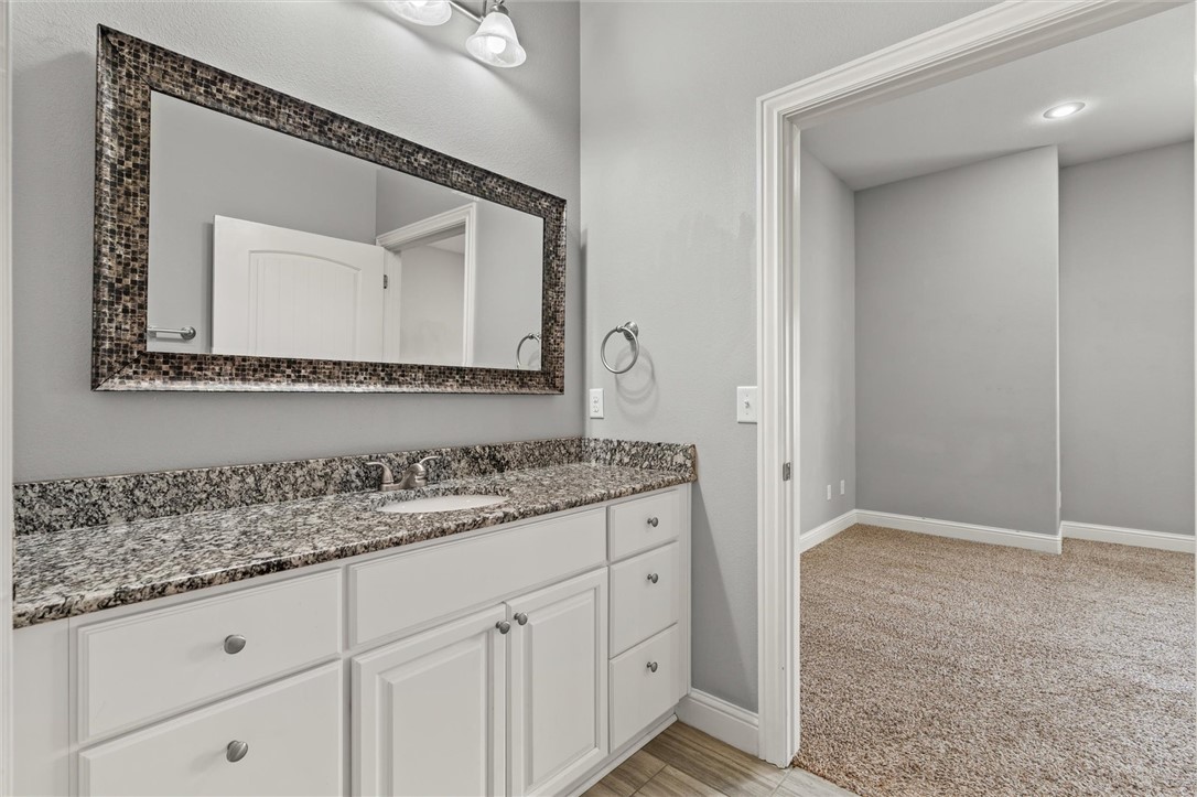 Three Oaks Townhomes - Residential