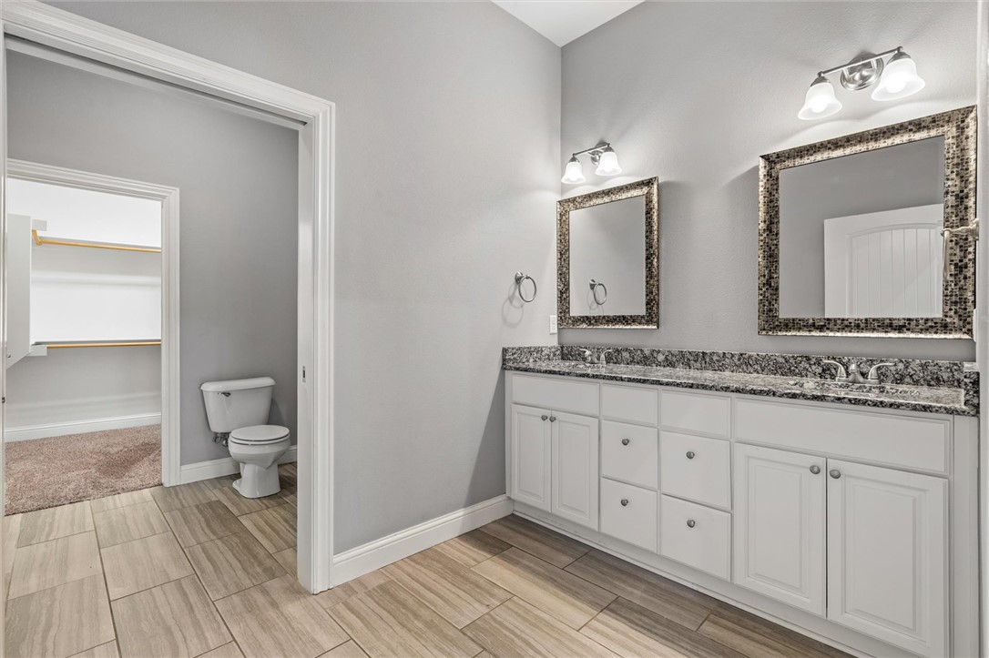 Three Oaks Townhomes - Residential