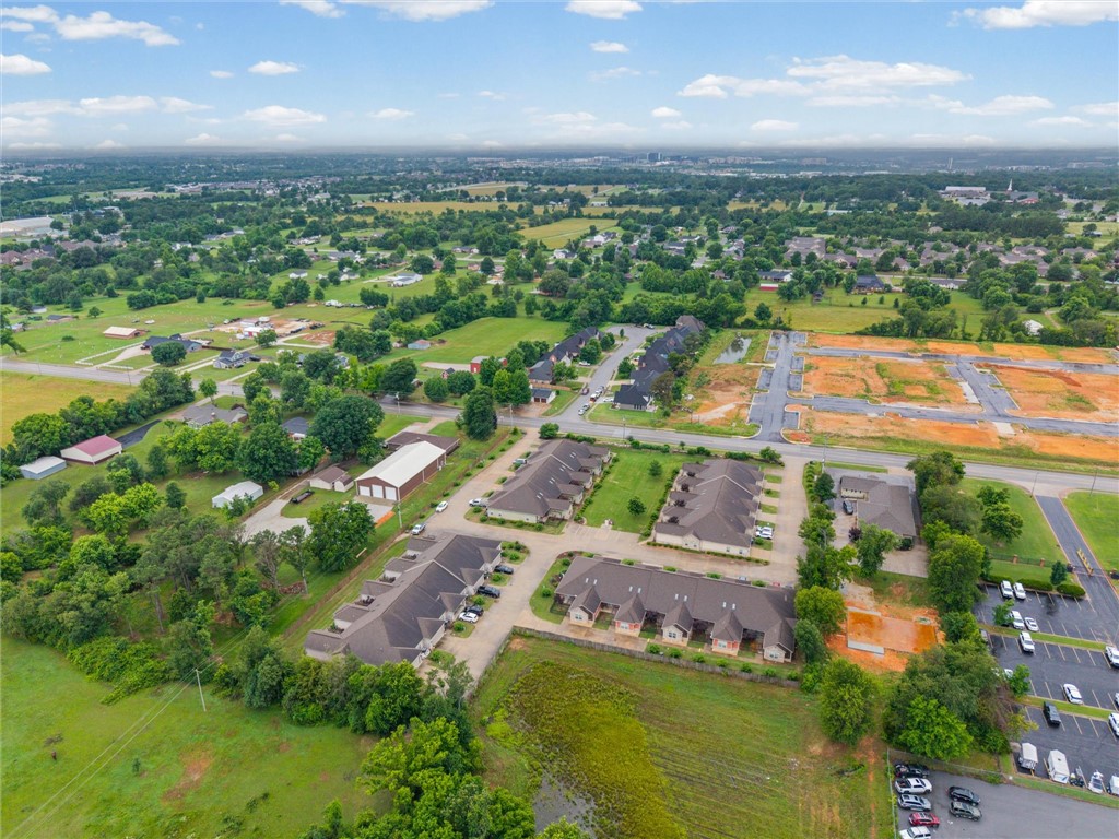 Three Oaks Townhomes - Residential