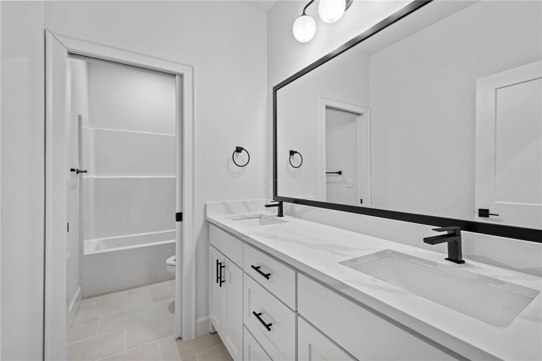 Silver Leaf Estates Ph I Centerton - Residential