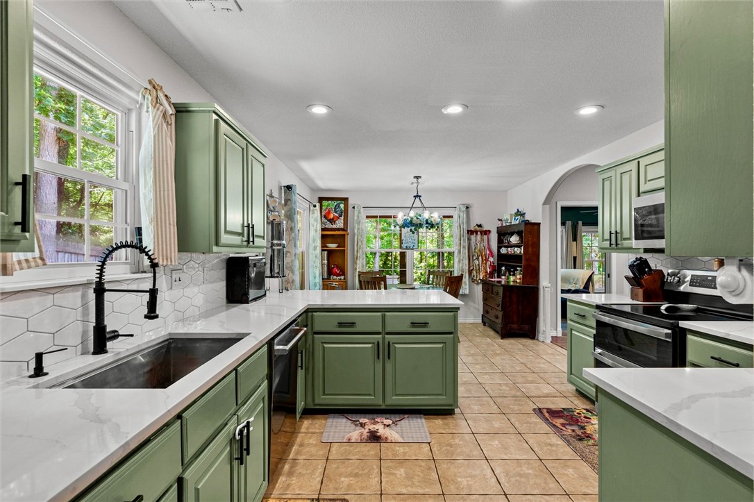 Lands End Sub Bvv - Residential