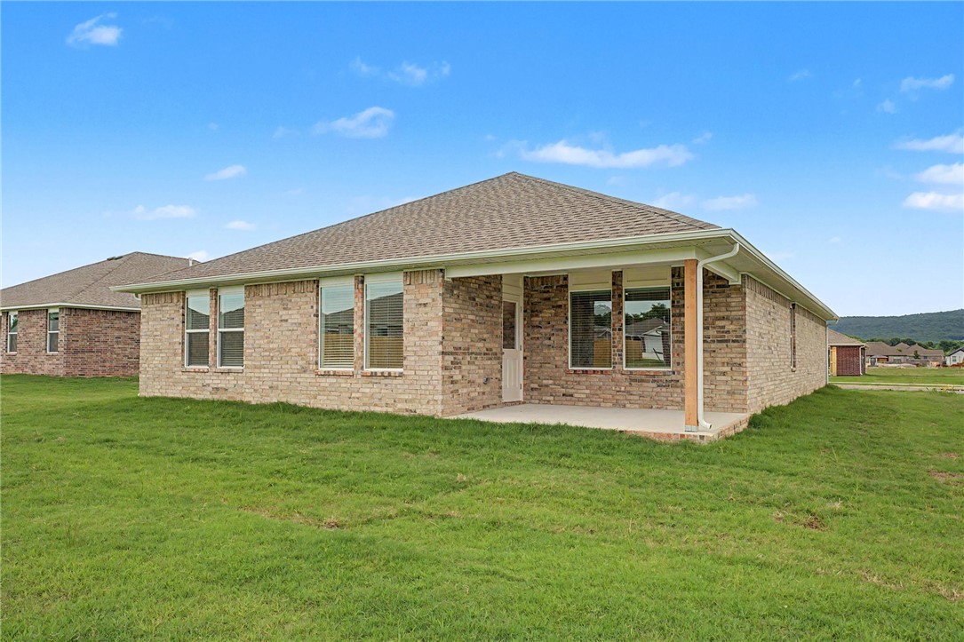 Wagon Wheel Crossing - Residential Lease