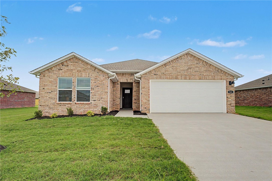 Wagon Wheel Crossing - Residential Lease