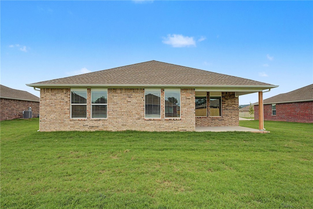Wagon Wheel Crossing - Residential Lease